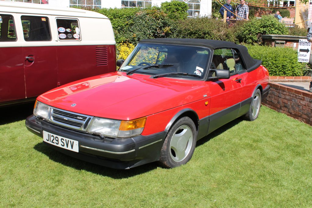 Saab-900-Turbo-Convertible-J-129-SVVSaab-900-150x150