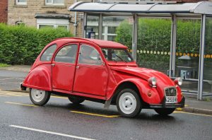 Citroen 2cv – A 259 MUM (Copyright ERF Mania)