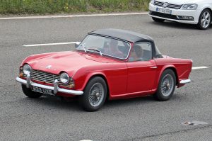 Triumph TR4 – 933 UXE (Copyright ERF Mania)