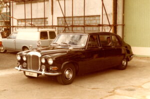 Daimler DS420 Limousine – HJ 1