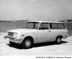 Toyota Corona (T50) Station Wagon Press Photo