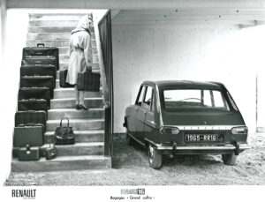Renault 16 Press Photo