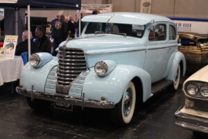 Oldsmobile F38 Two Door Touting Sedan – 404 YUP